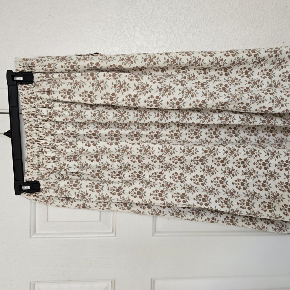 ISO Lcw Cream Brown Floral Poppy Top Size M Or L.